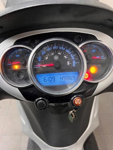 Piaggio Beverly 350 tuorer