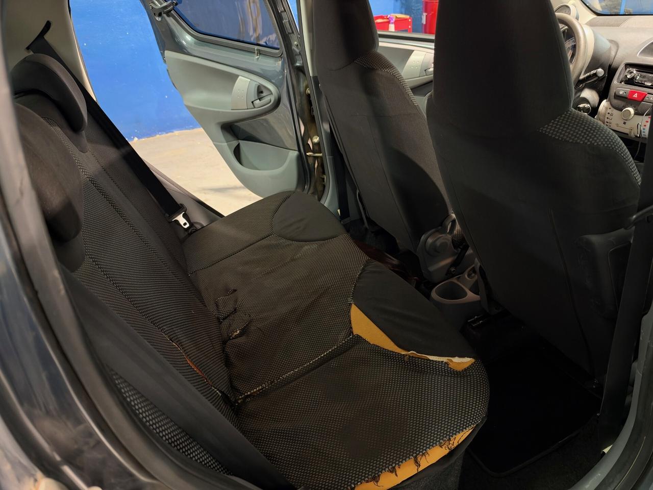 Toyota Aygo 1.0 12V VVT-i 5 porte Sol