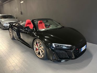 Audi R8 Spyder V10 RWD S tronic performance