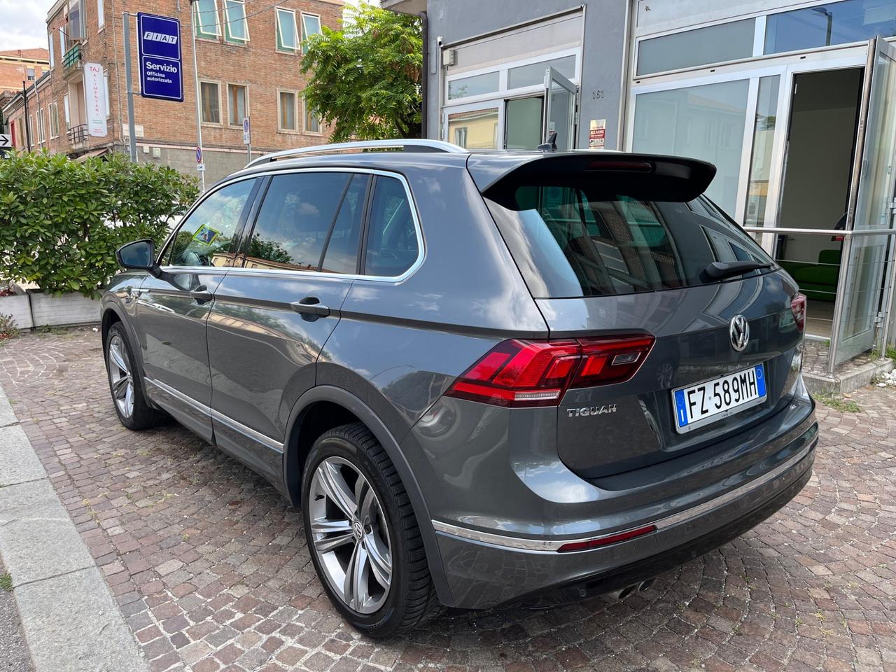 Volkswagen Tiguan 2.0 TDI SCR 4MOTION Sport BlueMotion Technology