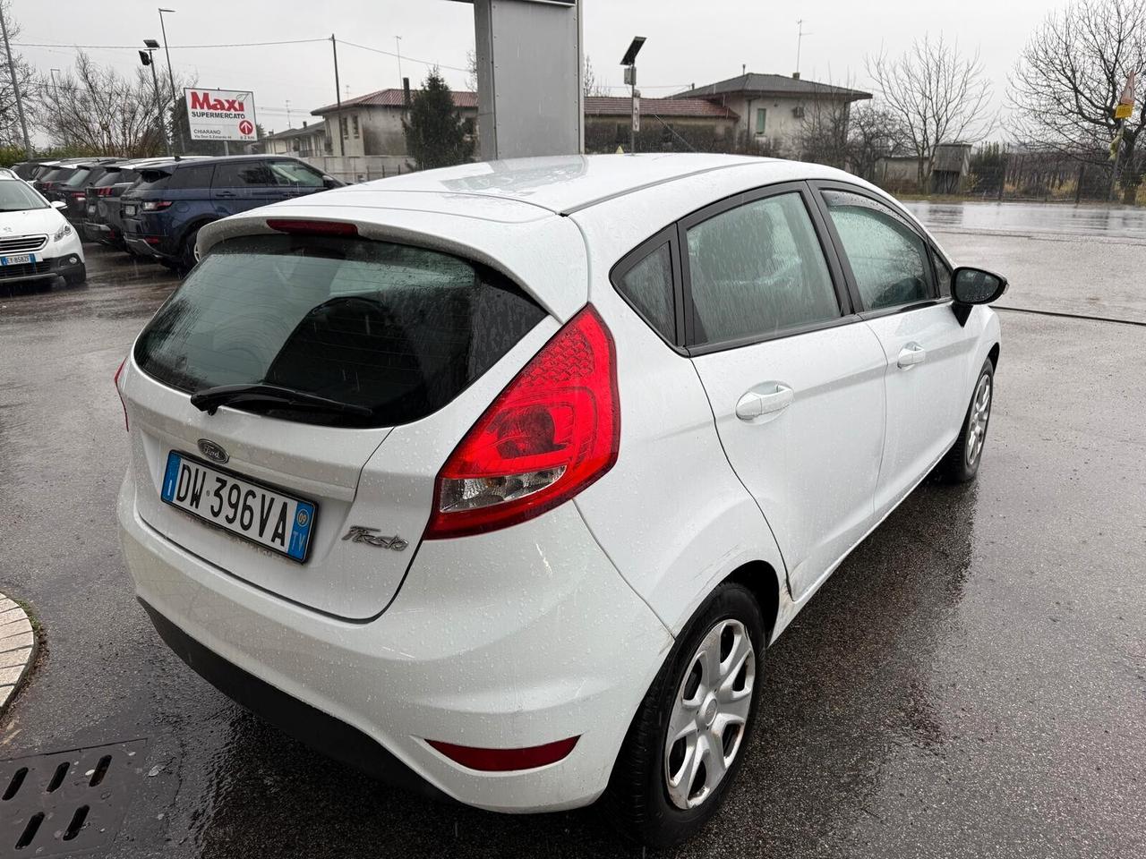 Ford Fiesta 1.2 Benzina Neopatentati