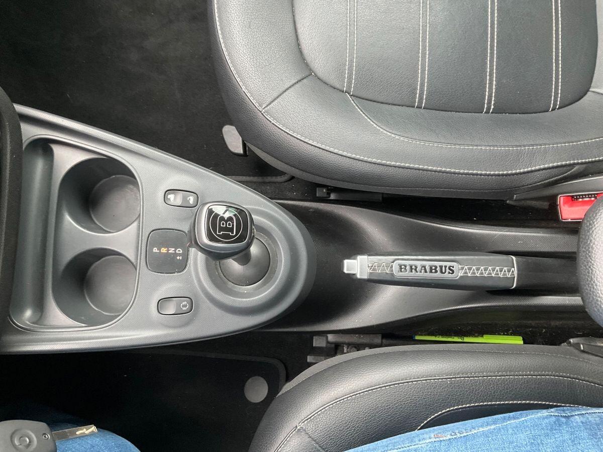 Smart ForTwo 90 0.9 T twinamic cabrio Passion BRABUS STYLE