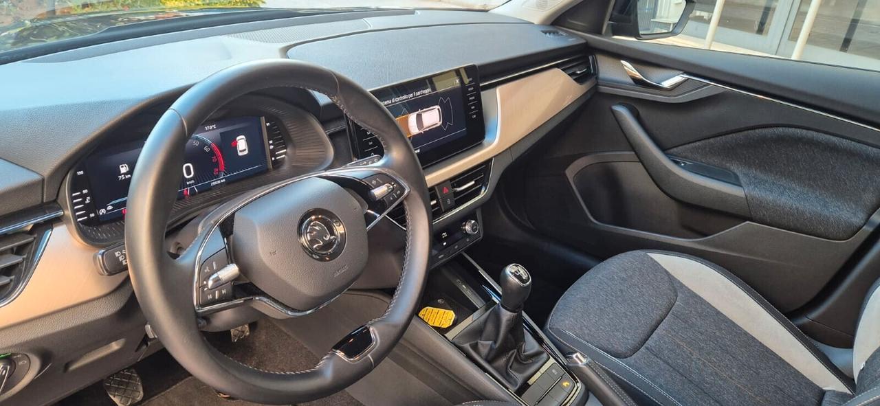 Skoda Kamiq 1.0 TSI 110 cv Dark Shade