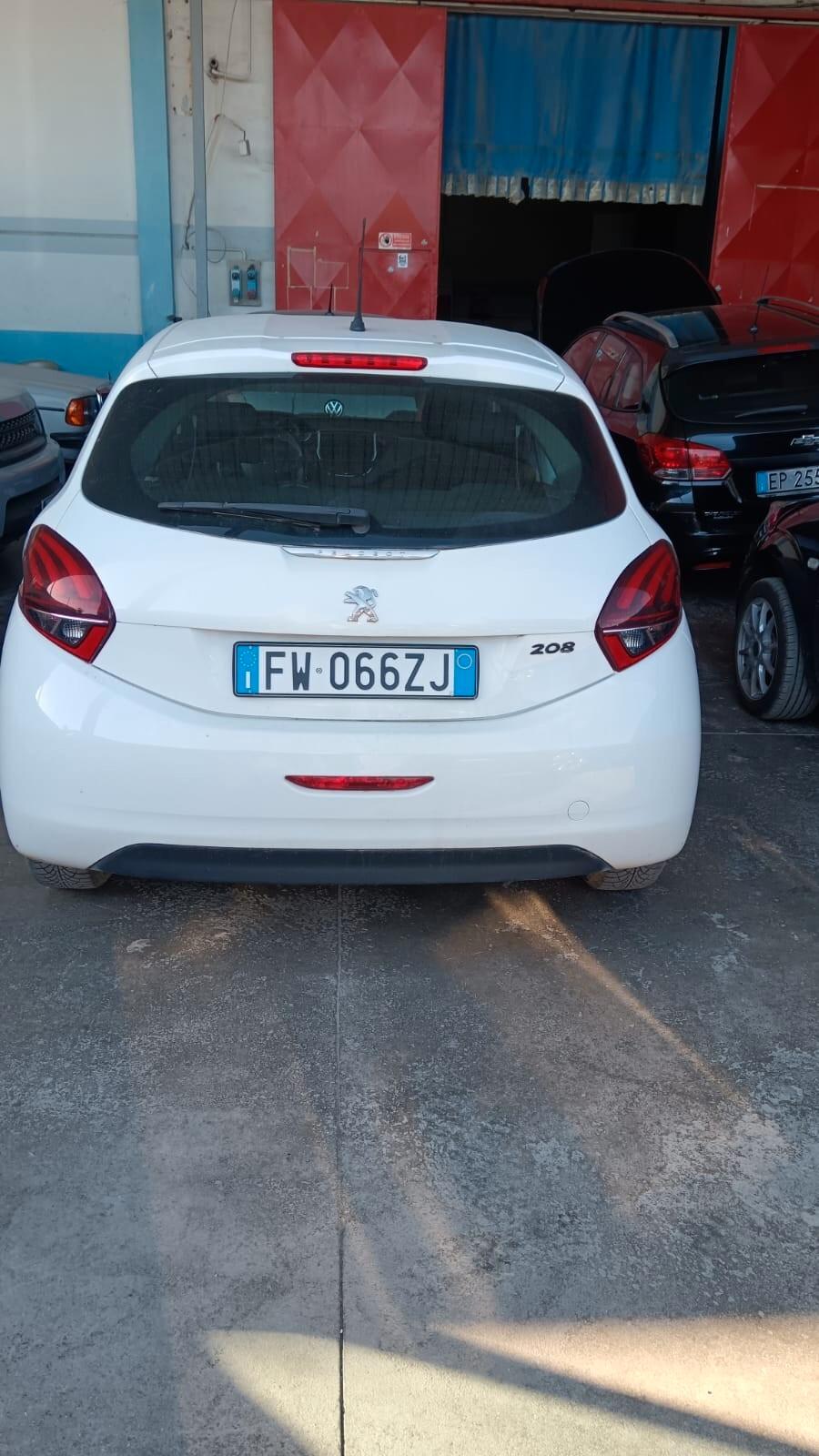 Peugeot 208 BlueHDi 100 S&S 5p. Mix