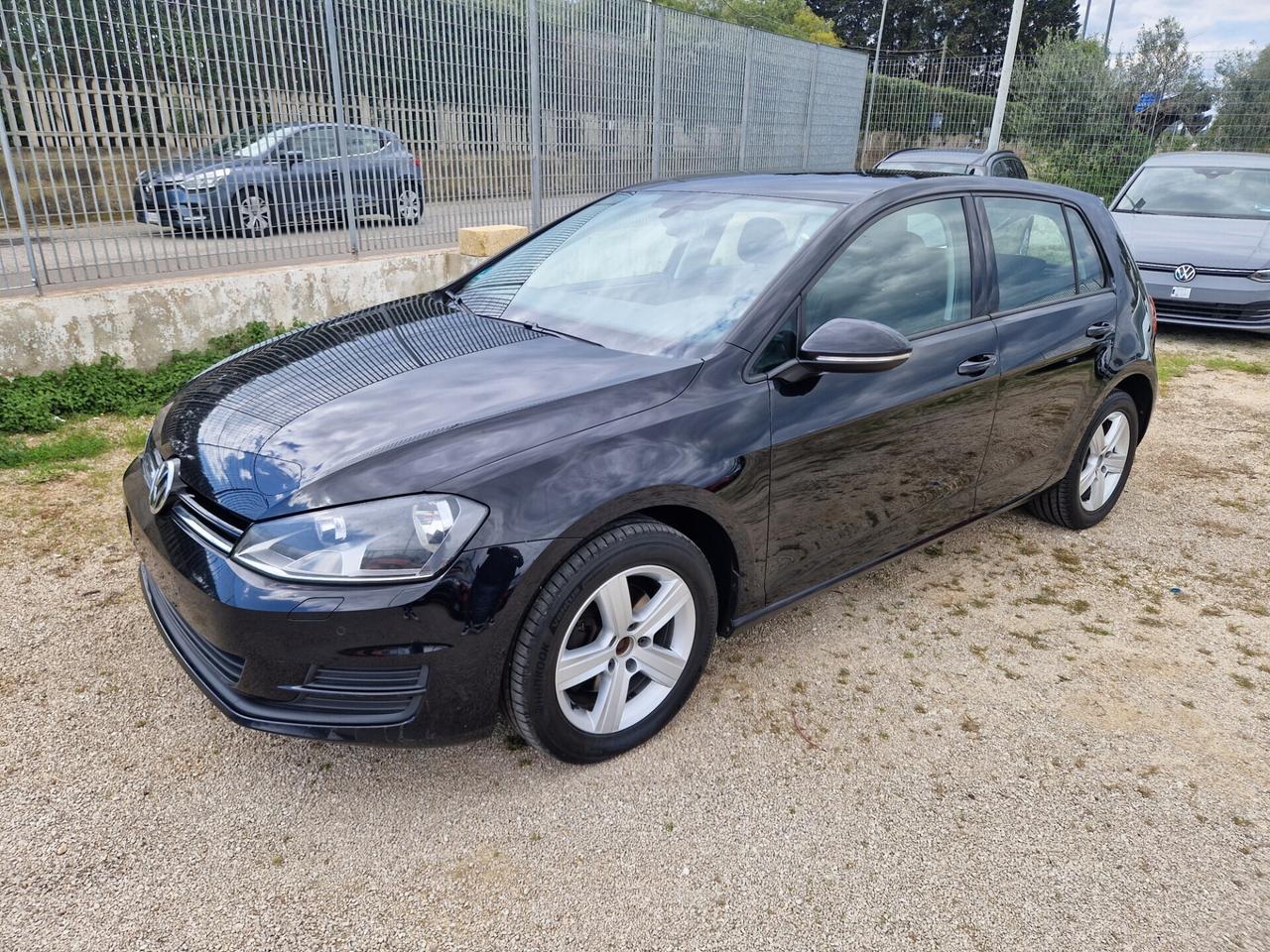 Volkswagen Golf 2.0 TDI DSG - 2014