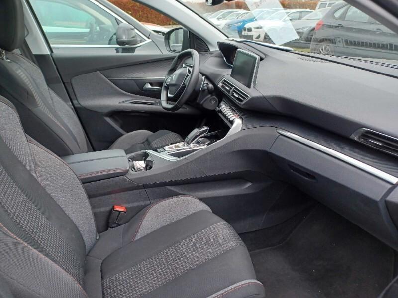 Peugeot 3008 BlueHDi 130 EAT8 TETTO APRIBILE