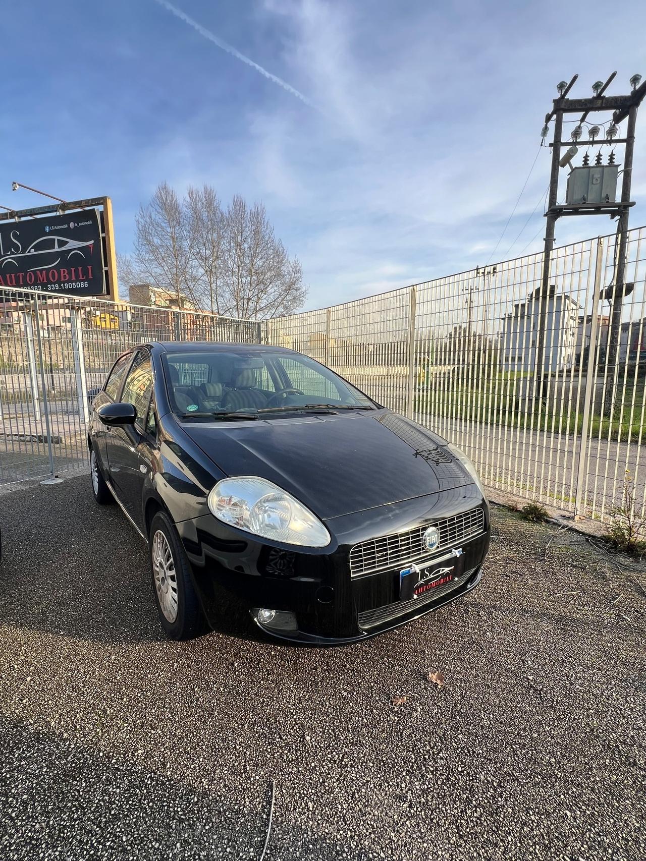 Fiat Grande Punto 1.3 MJT 90 CV 5 porte Dynamic