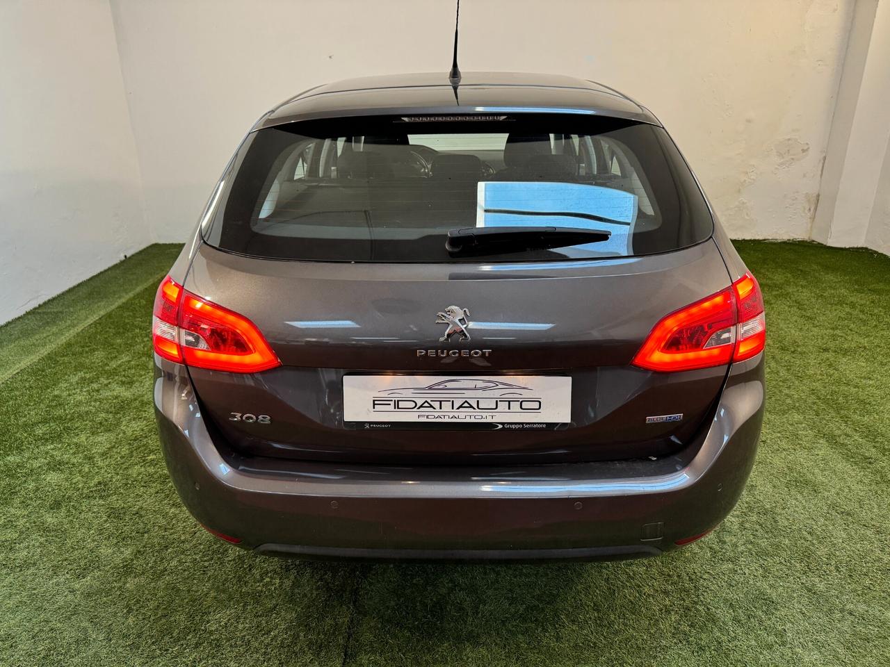Peugeot 308 BlueHDi S&S EURO6 SW AUTOMATIC.