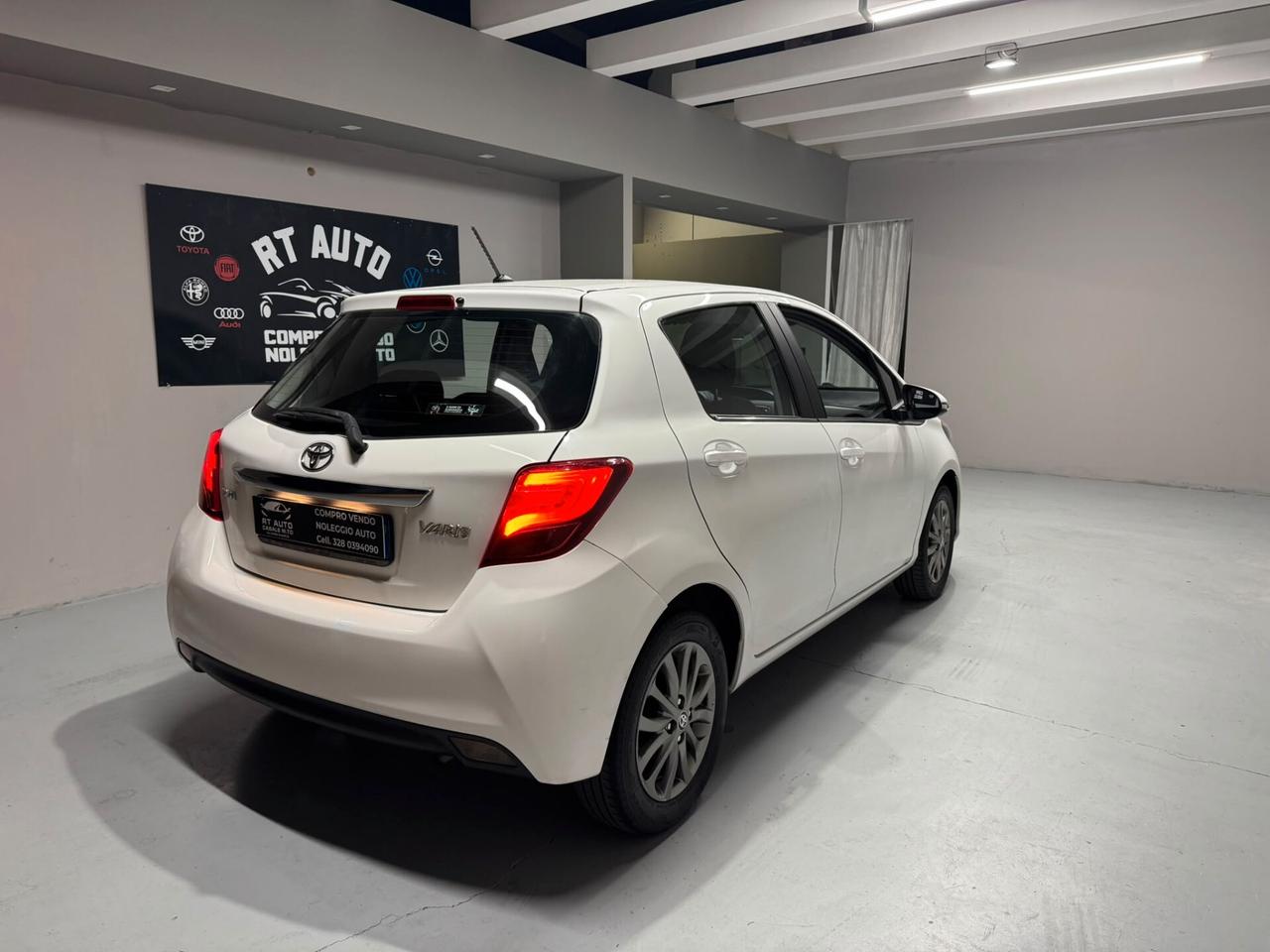 Toyota Yaris 1.0 5 porte Lounge