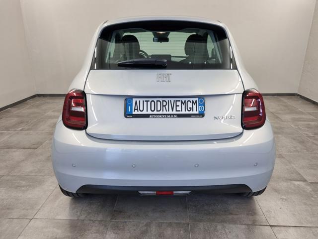 FIAT 500 Berlina Hybrid TORINO