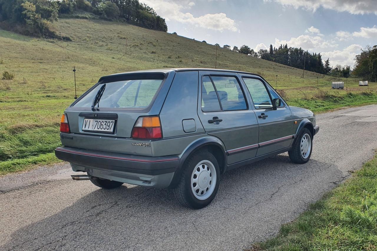 Volkswagen Golf 1.8 Gti 5p. tetto apribile