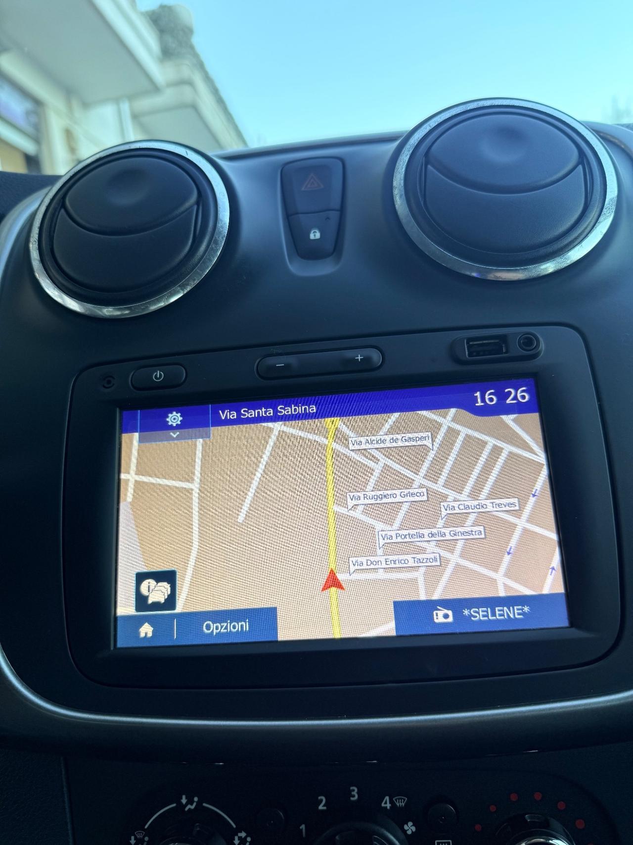 Dacia Sandero 1.2 BENZINA 2016 X NEO PATENTATI, 5 PORTE, CON NAVI,BLUETOOTH,CLIMA,KM CERTIFICATI