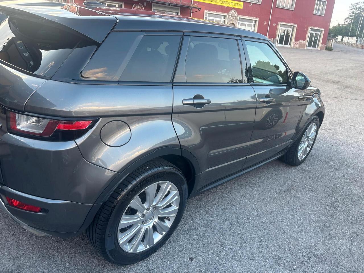Range Rover Evoque 2.0 TD4 180 CV 5p. SE Dynamic