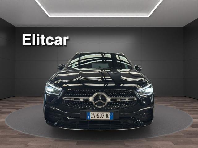 MERCEDES-BENZ GLA 200 Automatic Premium