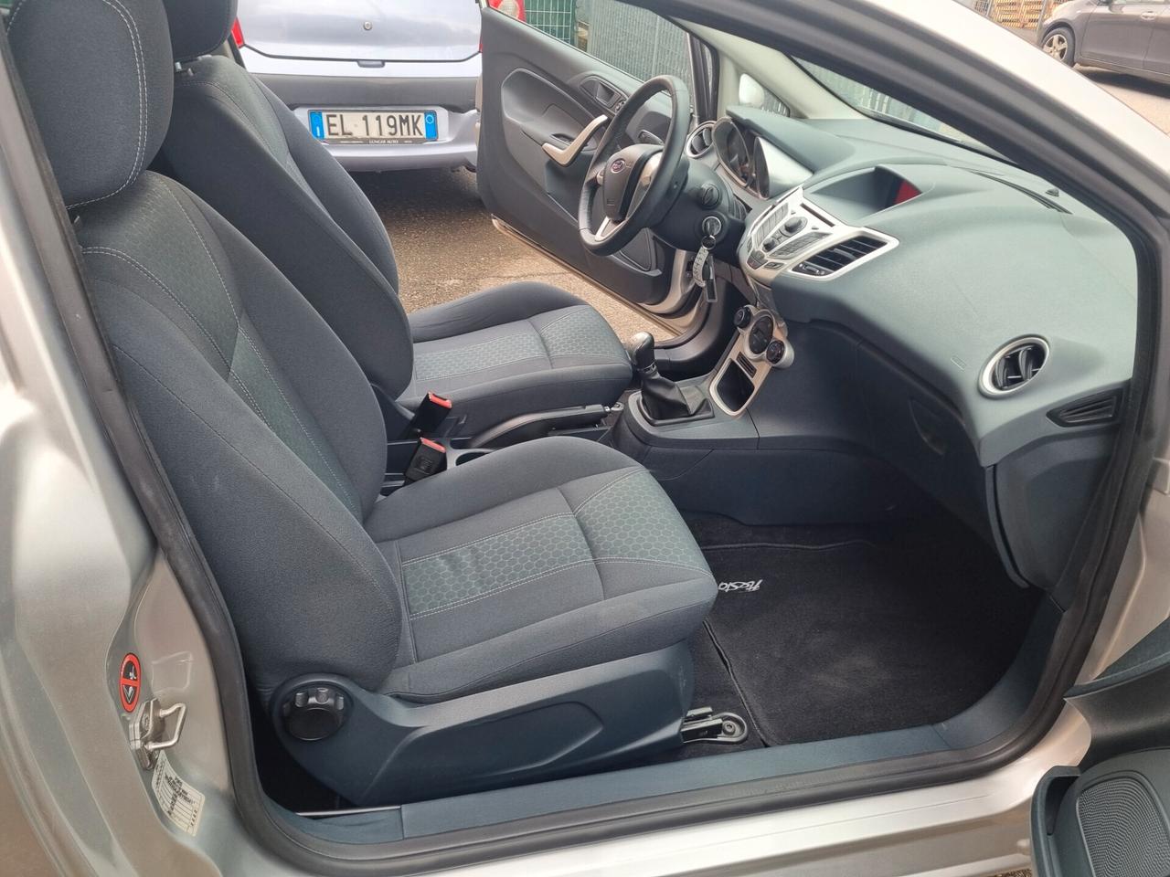 Ford Fiesta 1.2 82CV 3 porte Titanium unica