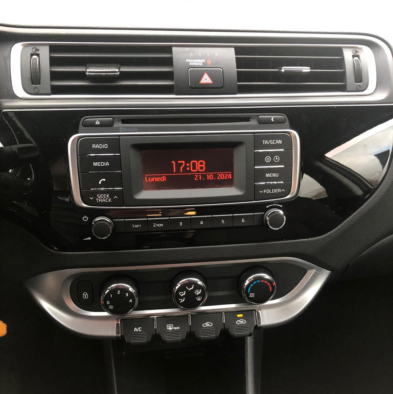 Kia Rio 1.2 CVVT 5p. Active OK NEOPATENTATI!!