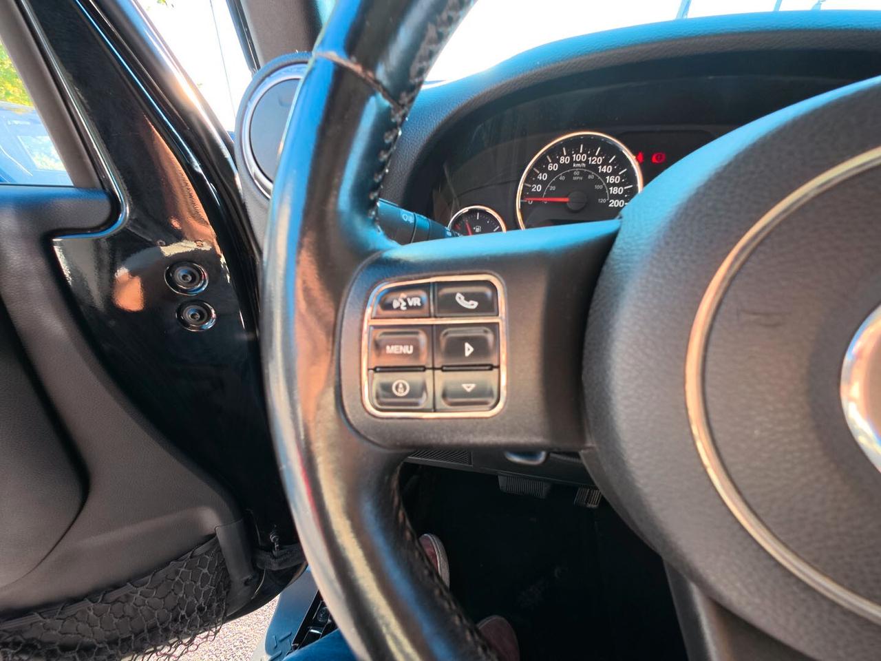 Jeep Wrangler 2.8 CRD DPF Sahara Auto