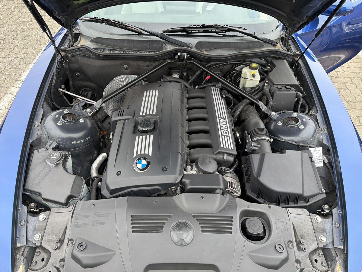 Bmw Z4 3.0si Coupé Montego Blue