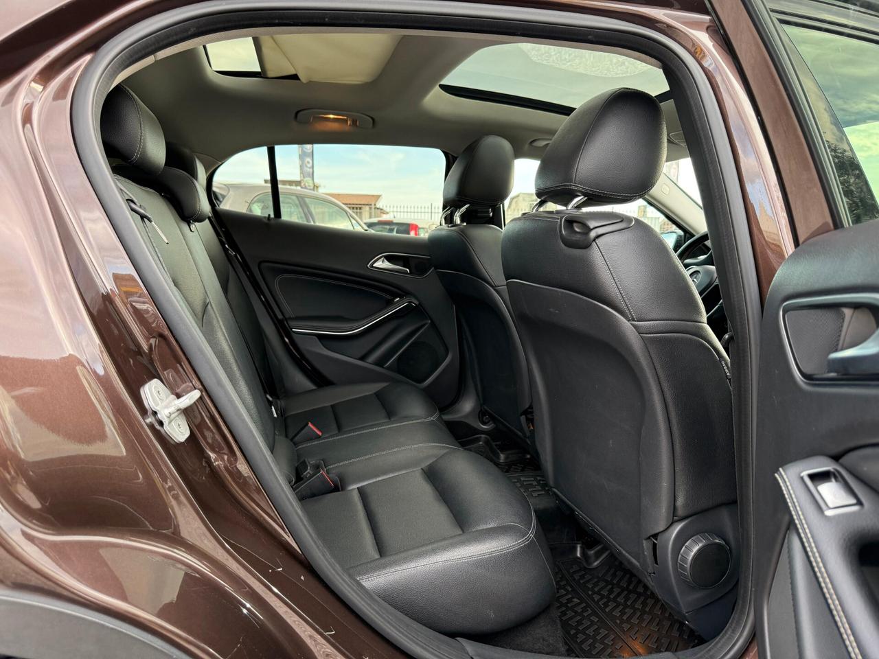 Mercedes-benz GLA 200 d Automatic Sport