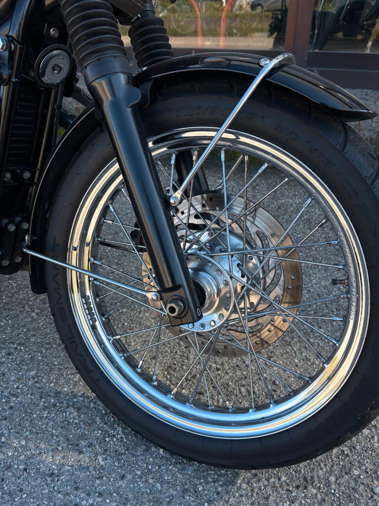 Triumph Bonneville T100