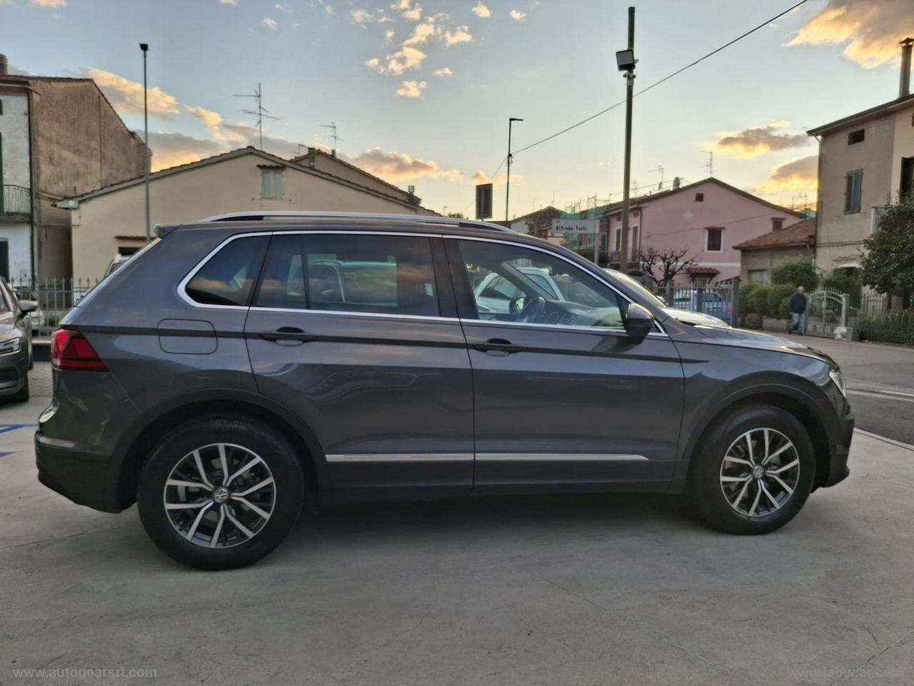 VOLKSWAGEN Tiguan 2.0 TDI DSG Advanced 2020