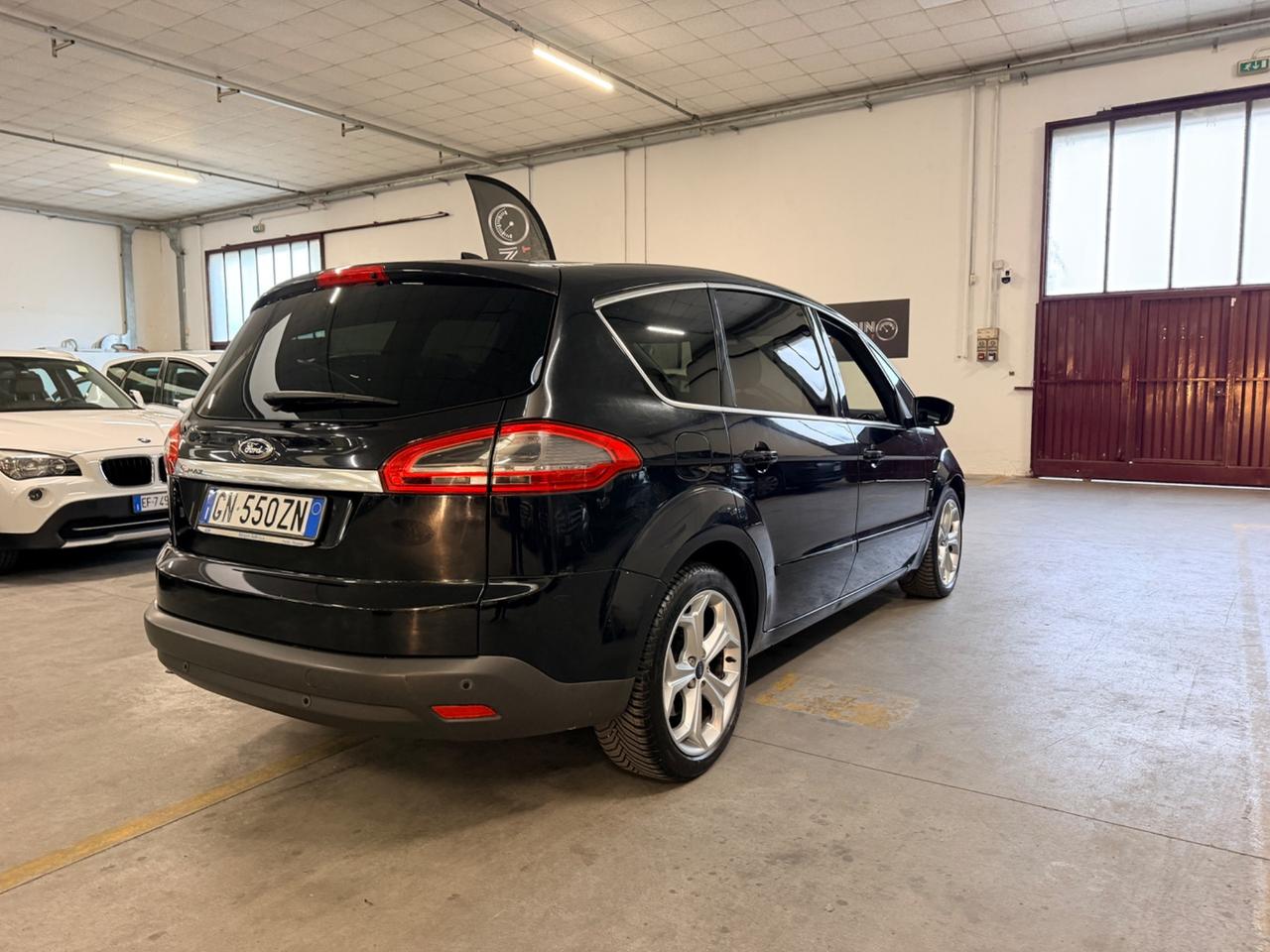 Ford S-Max 2.0 TDCi 140CV Powershift 7 posti Business Nav