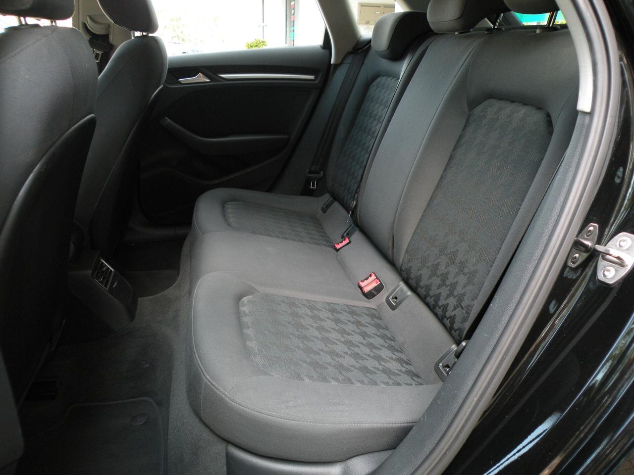 AUDI A3 1.6 TDI 110CV 2016
