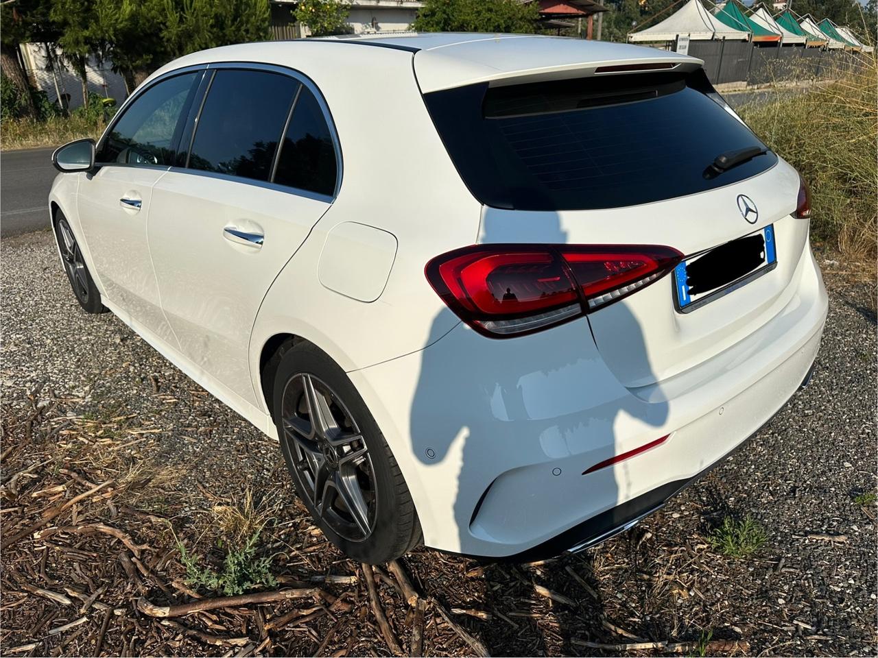 Mercedes-benz A 180 d Amg premium da vetrina