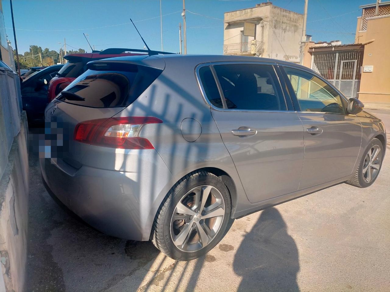 Peugeot 308 1.6 e-HDi 115 CV Stop&Start Allure