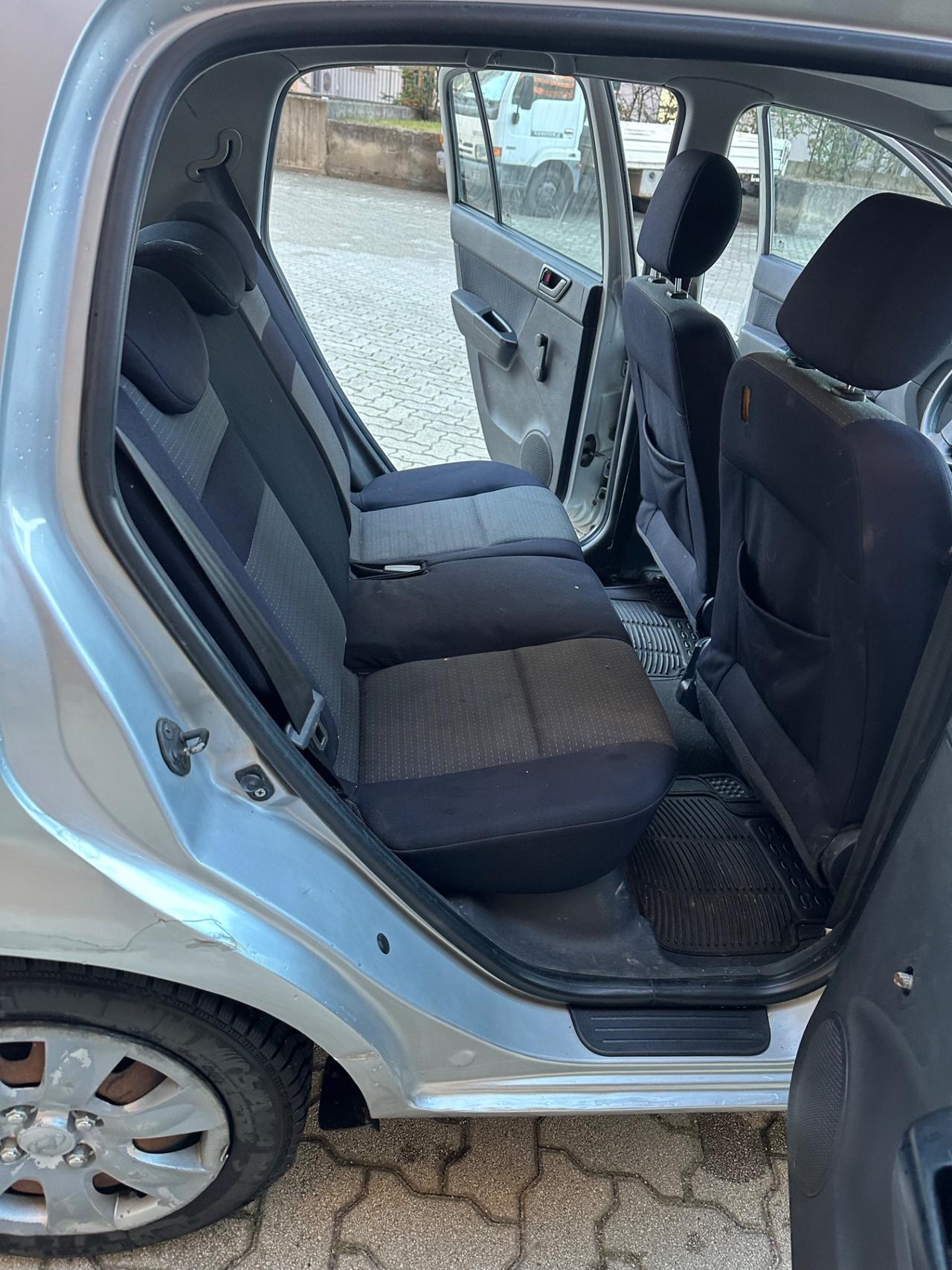 Hyundai Getz 1.1 12V (66CV) 5p. Spec. Pack. Style