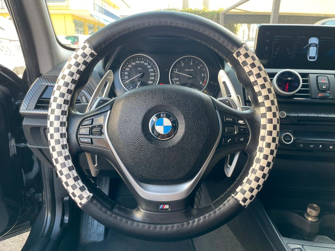 Bmw 116 116d 5p. Unique