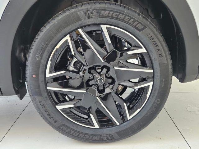 PEUGEOT 3008 Hybrid 136 e-DCS6 Allure tua da ?389,00 mensili