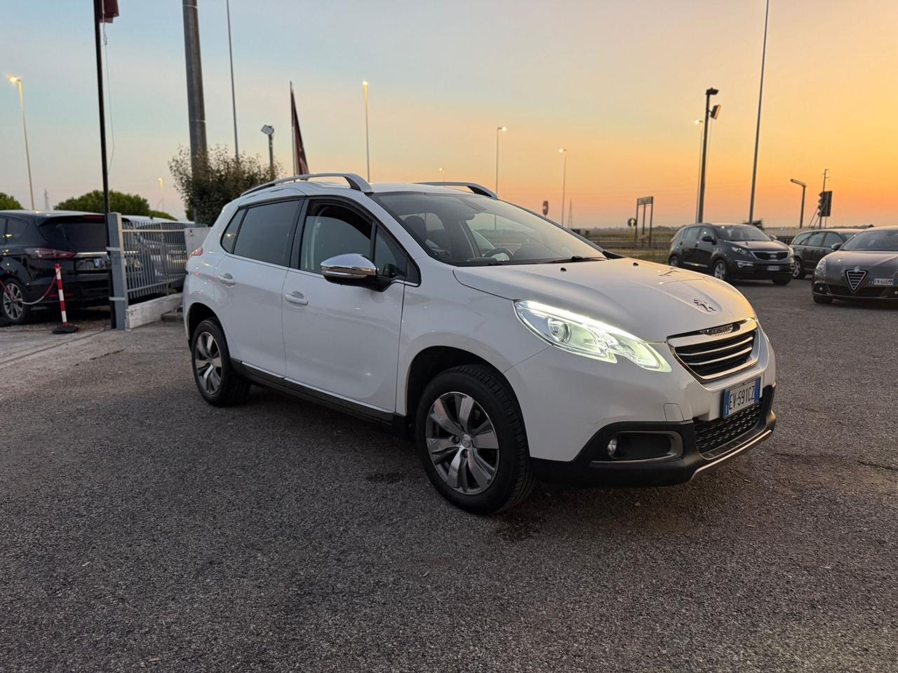 Peugeot 2008 1.2 VTi 82CV Allure NEOPATENTATI