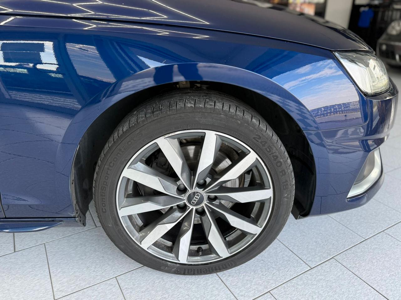 Audi A4 35 TDI/163 CV S tronic Business Advanced