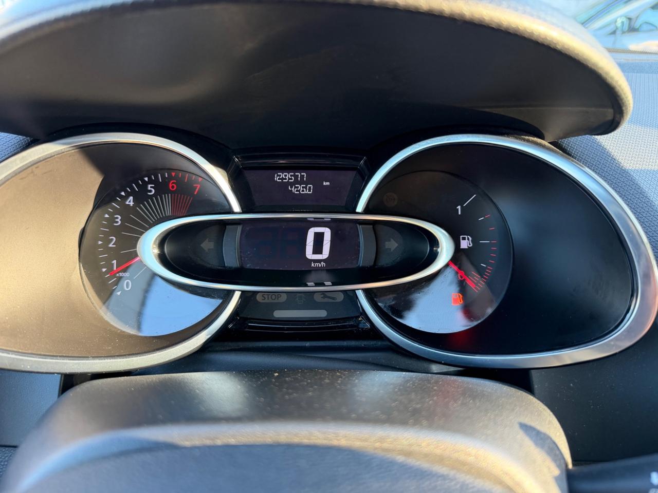 Renault Clio 1.2 benzina 75 cv 2015 navi retroc