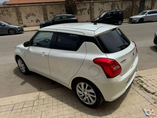 SUZUKI Swift 1.2 Hybrid Cool -AUTO DEMO