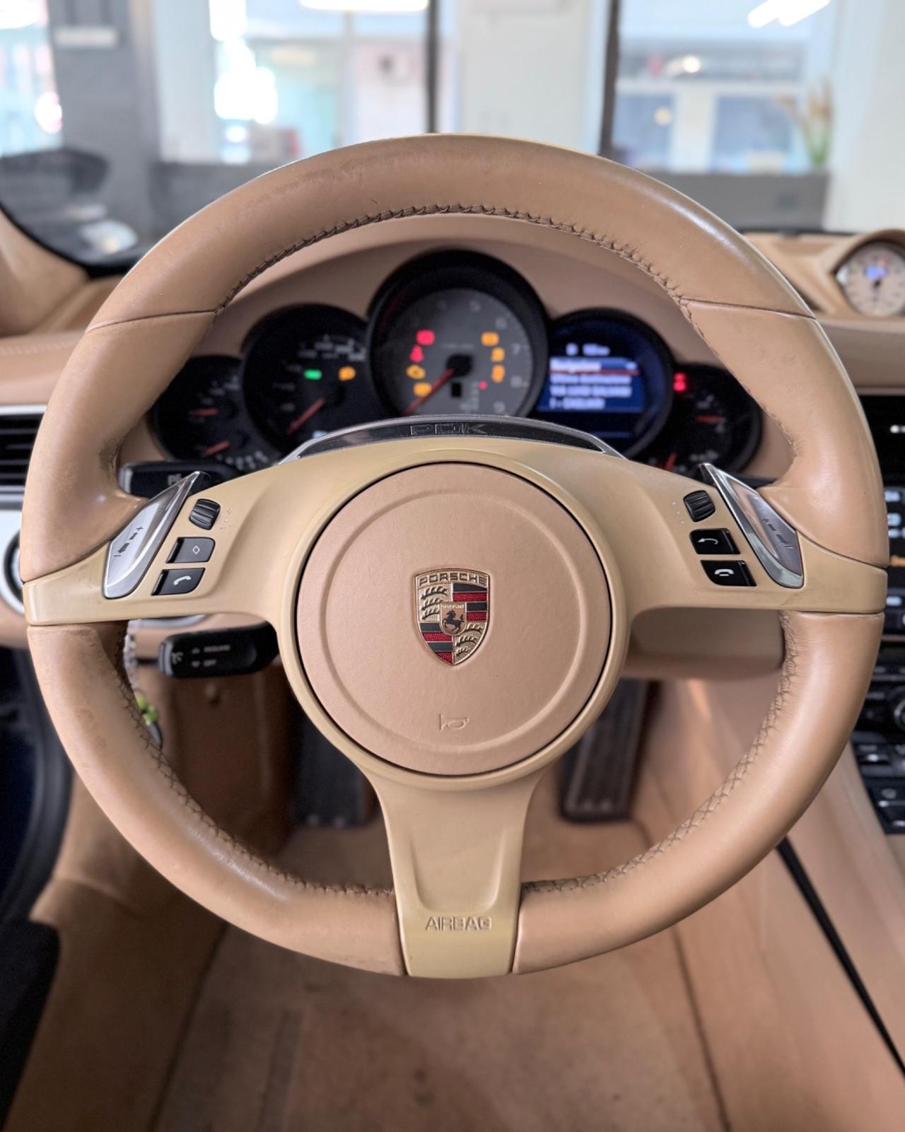 Porsche 911 3.8 Carrera 4S Coupé