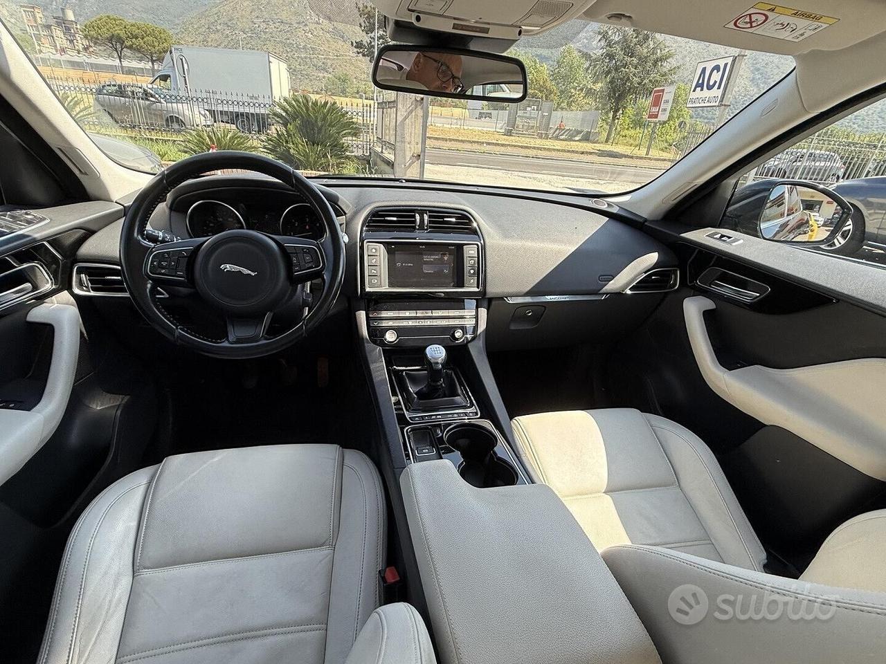 JAGUAR F PACE FULL OPTIONAL GARANZIA 24 MESI