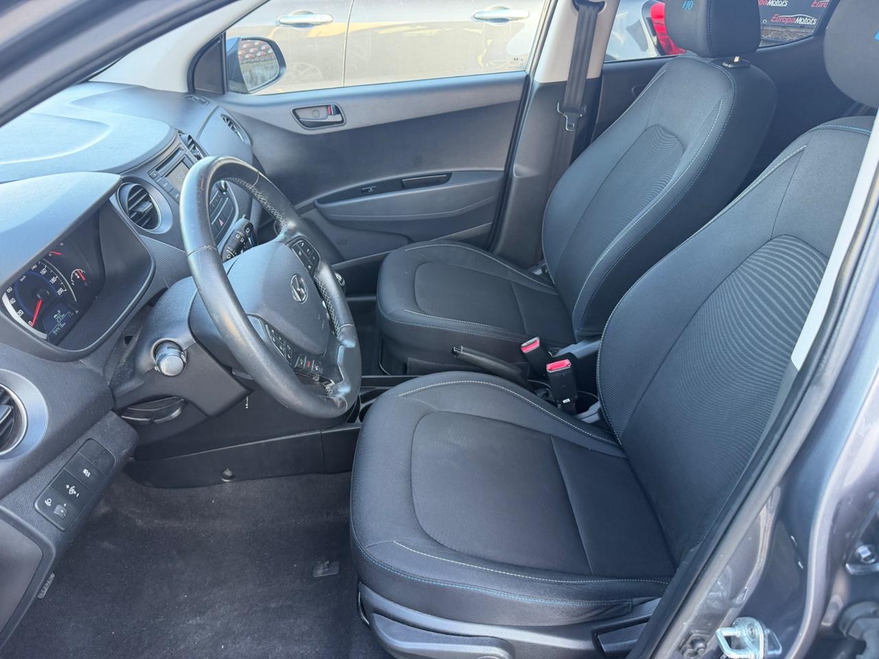 Hyundai i10 1.0 MPI Sound Edition