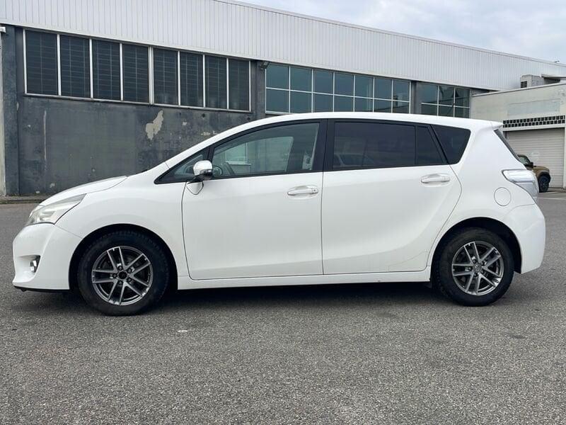 Toyota Verso 1.6 D-4D Active 7 POSTI