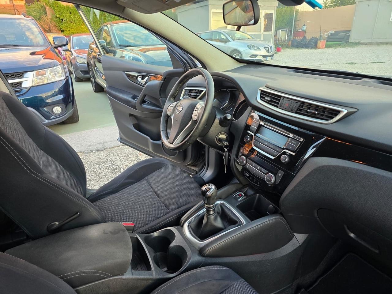 Nissan Qashqai 1.5 dCi Visia