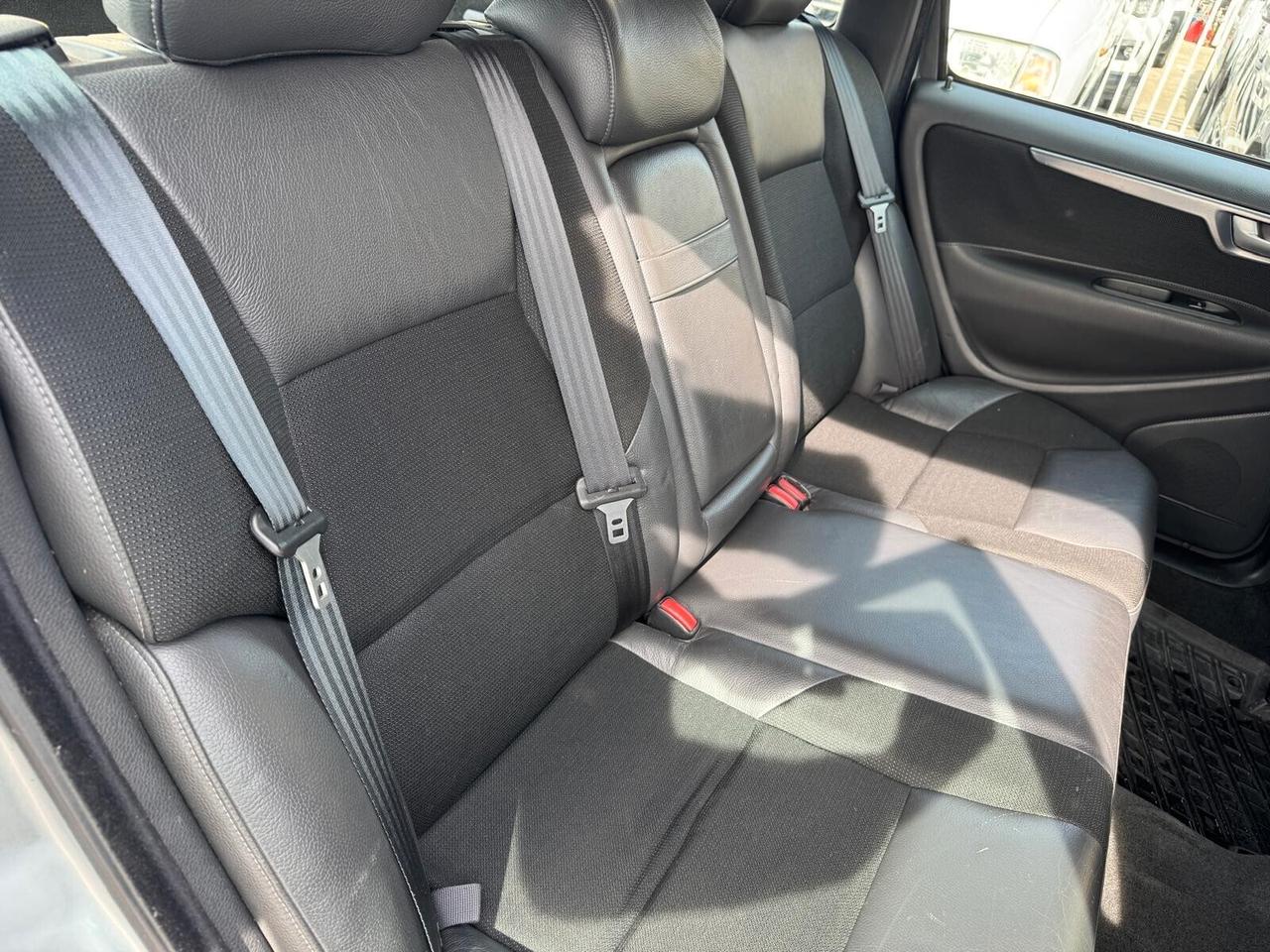 Volvo V70/XC70 V70 2.4 D5 20V (185CV) cat FULL OPT. UNIPROP. SEMPRE TAGLIANDI PERFETTA!!!