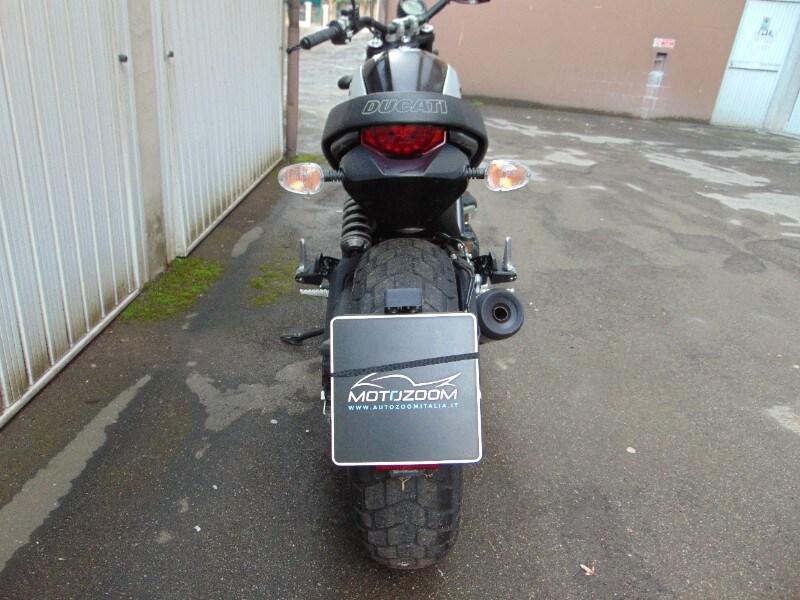 Ducati Scrambler Icon Dark