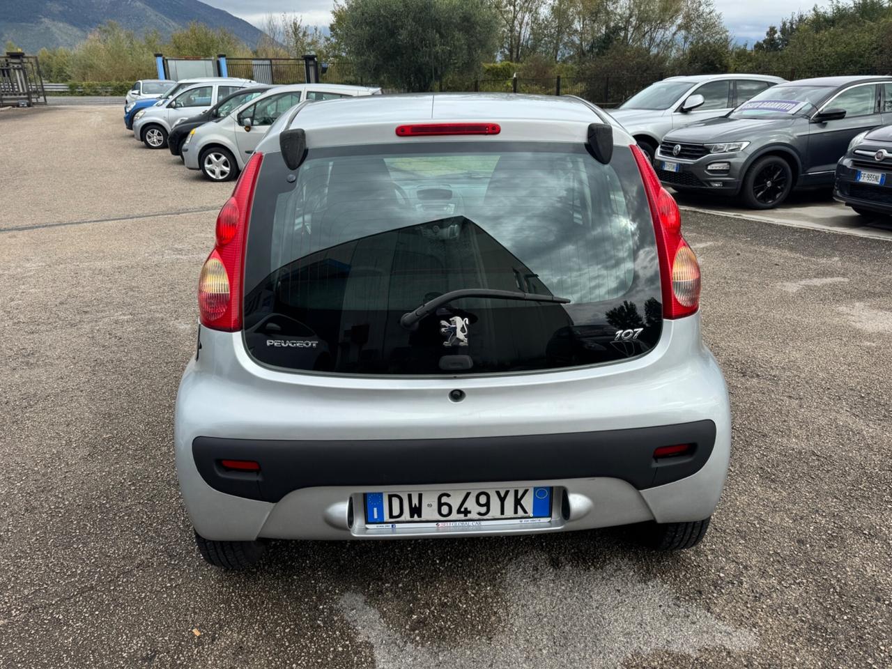 PEGEOUT 107 1.0 68CV 5p. Desir