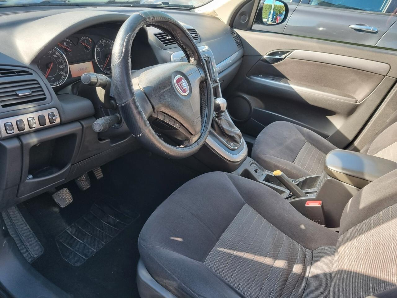 Fiat Croma 1.9 Multijet Emotion