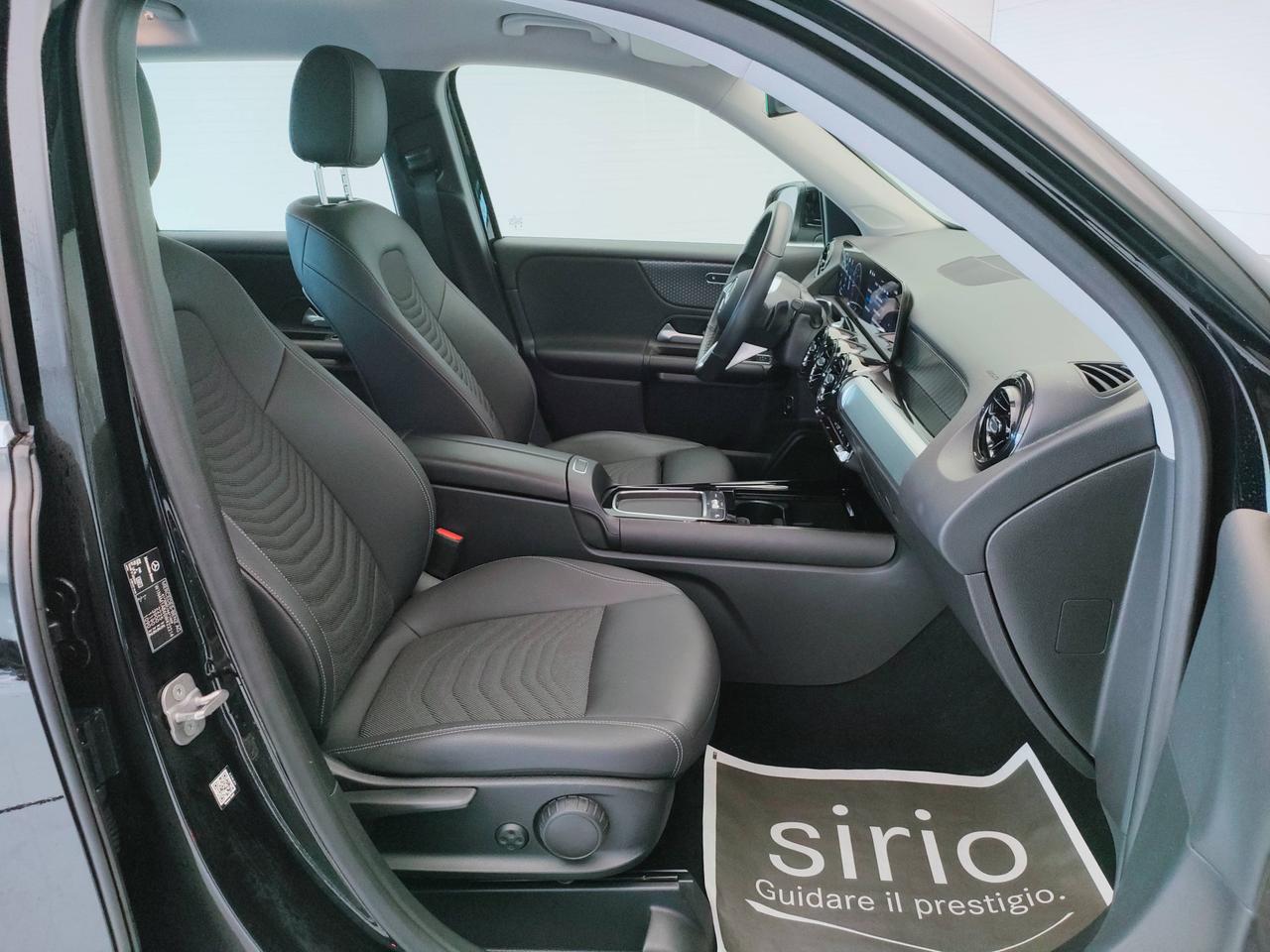 Mercedes-Benz GLB - X247 2023 - GLB 180 d Advanced auto