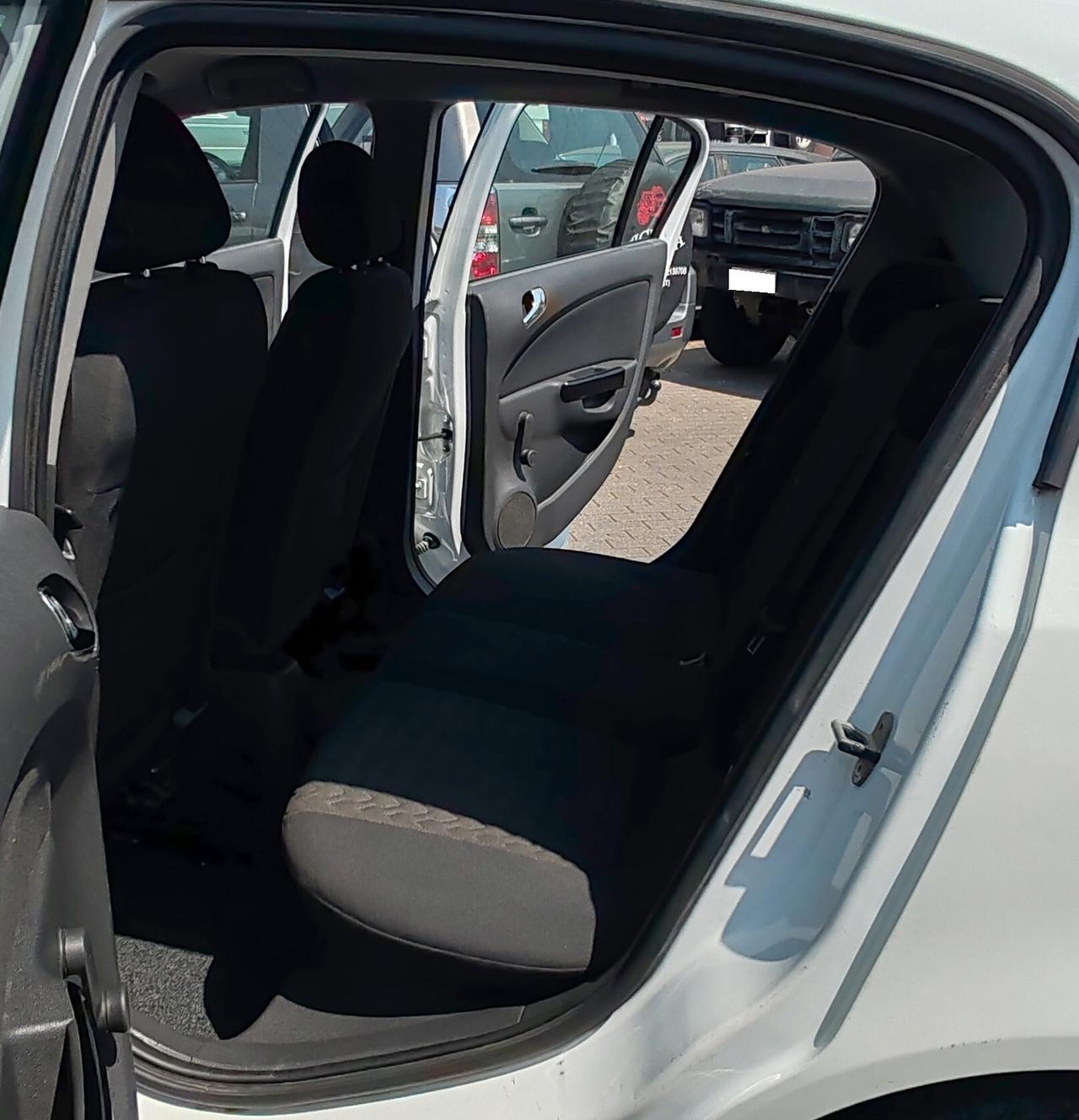 Opel Corsa 1.3 CDTI 75CV 5 porte