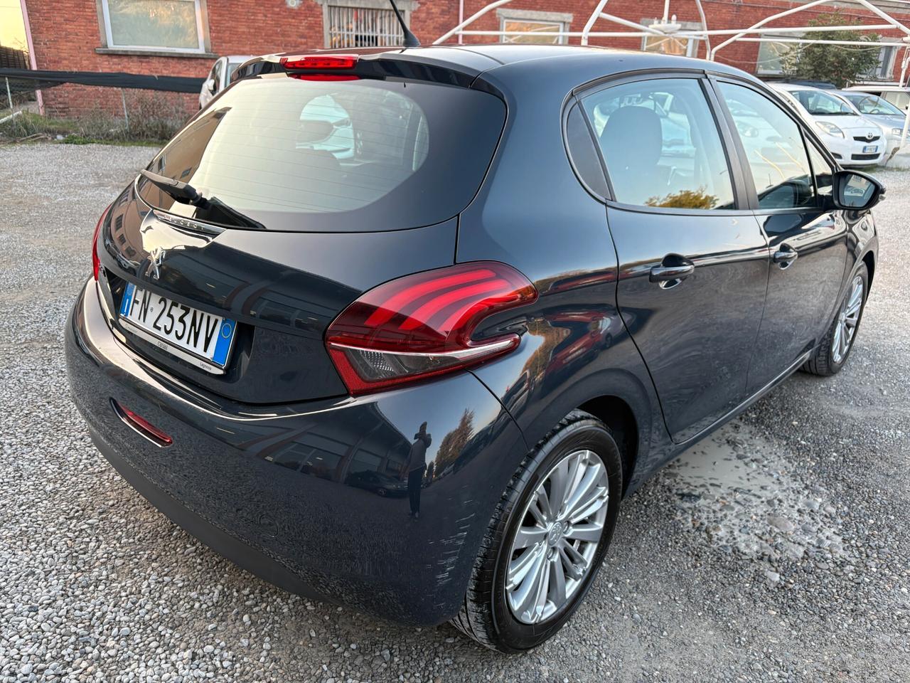 Peugeot 208 1.2 Benzina 82CV 5 porte -Unico Prop.