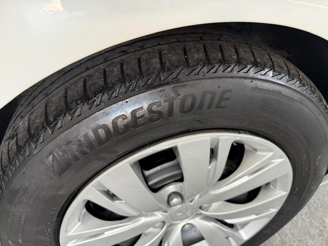 Peugeot 208 1.4 Hdi 68cv 5 porte