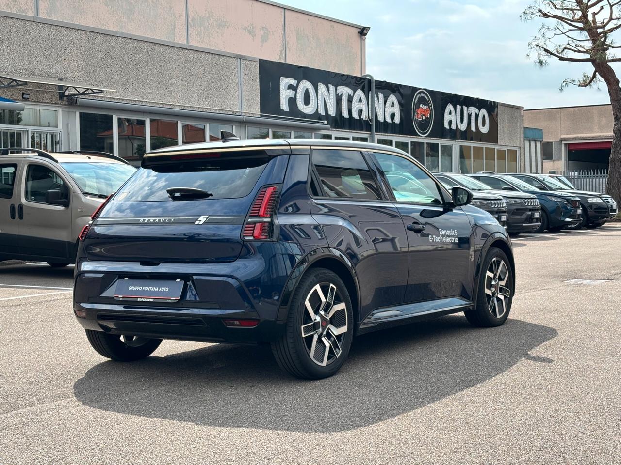 Renault 5 E-Tech Electric Blu